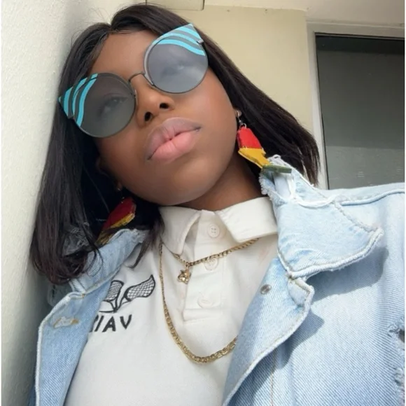 New - ? Auth Fendi Hypnoshine Blue-Aqua Gradient Round  display picture 1